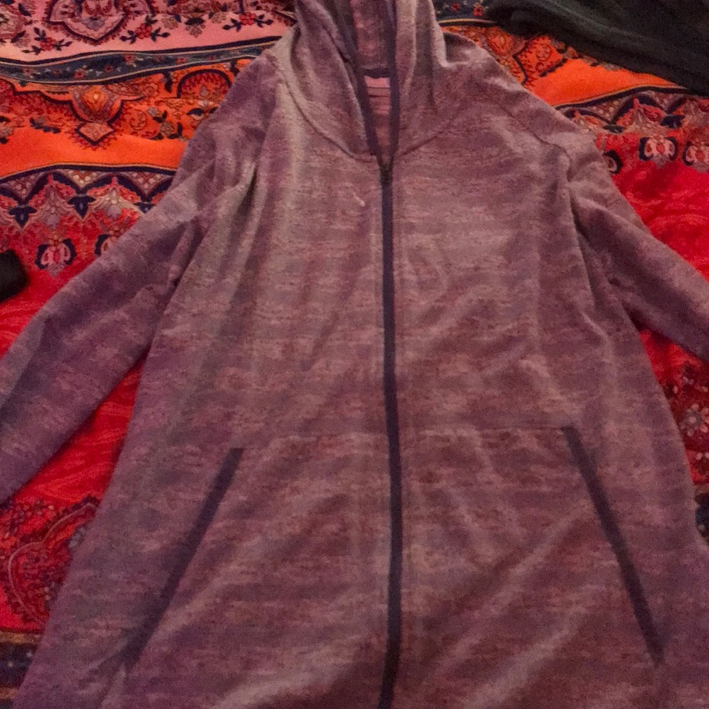 Super comfortable keeps your warm